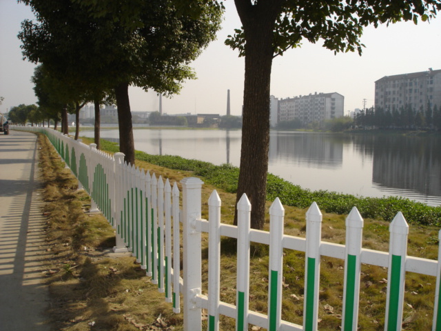 河滨社区护栏